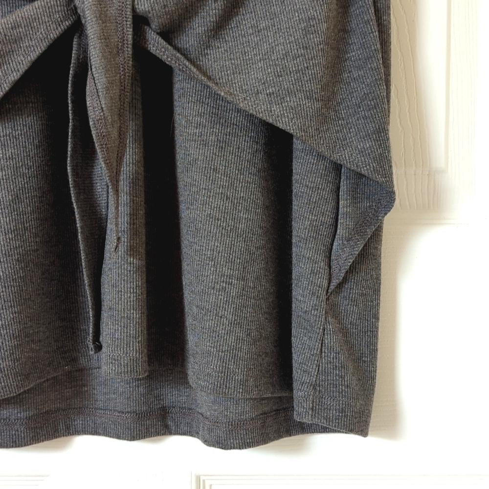 Lulus Live In Love Ribbed Knit V-neck Tie Knot Front Mini T-shirt Dress Gray M - Picture 9 of 13